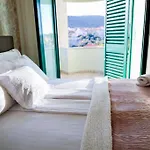 아파트 In With Sea View, Balcony, Air Conditioning, Wi-fi *
