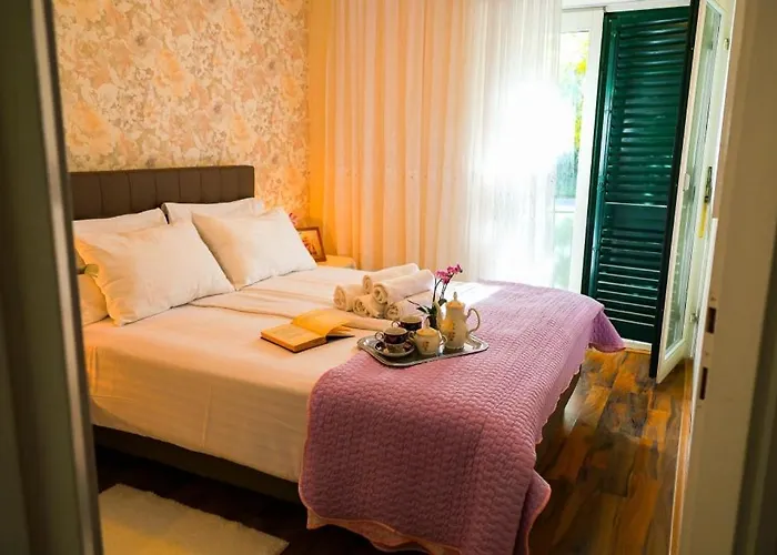 In With Sea View, Balcony, Air Conditioning, Wi-fi * Kali