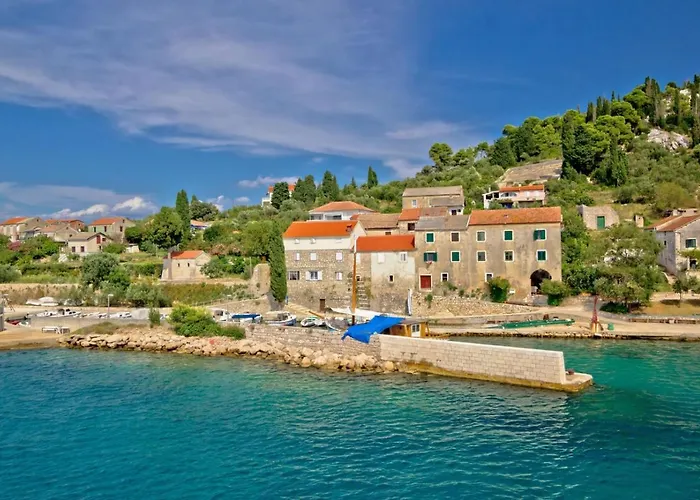 Appartement In With Sea View, Balcony, Air Conditioning, Wi-fi