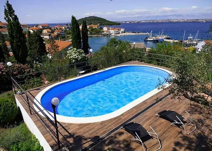 Appartement In With Sea View, Balcony, Air Conditioning, Wi-fi Kali