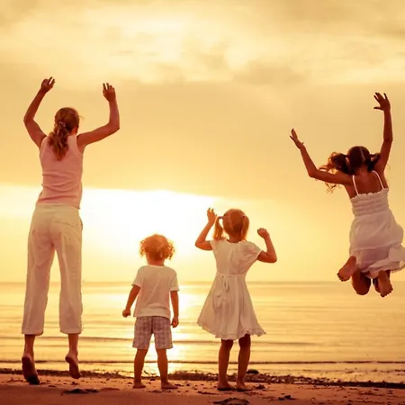 In With Sea View, Balcony, Air Conditioning, Wi-fi *