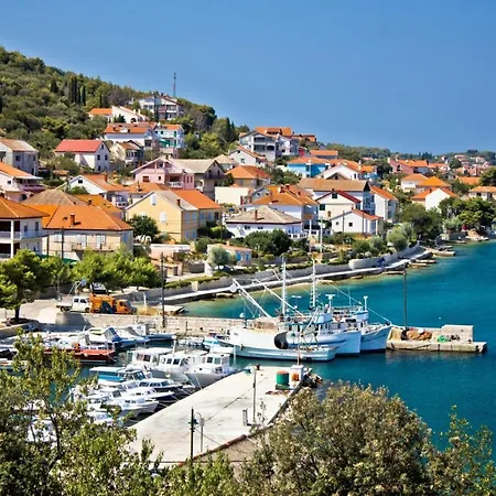 In With Sea View, Balcony, Air Conditioning, Wi-fi