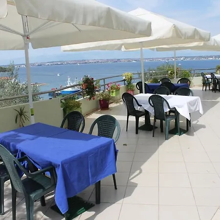 In With Sea View, Balcony, Air Conditioning, Wi-fi Apartament Kali