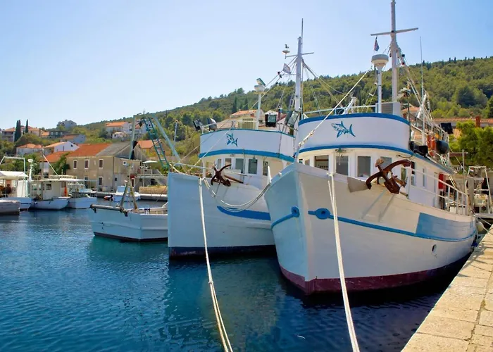 In With Sea View, Balcony, Air Conditioning, Wi-fi *