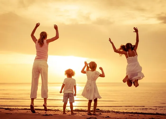 In With Sea View, Balcony, Air Conditioning, Wi-fi *