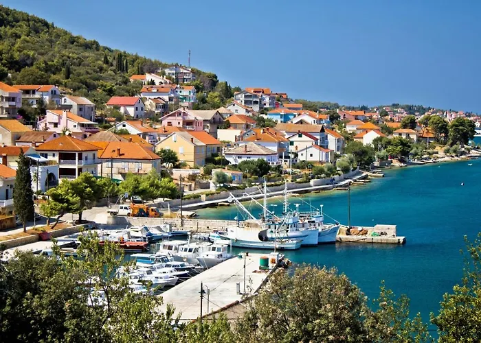 In With Sea View, Balcony, Air Conditioning, Wi-fi