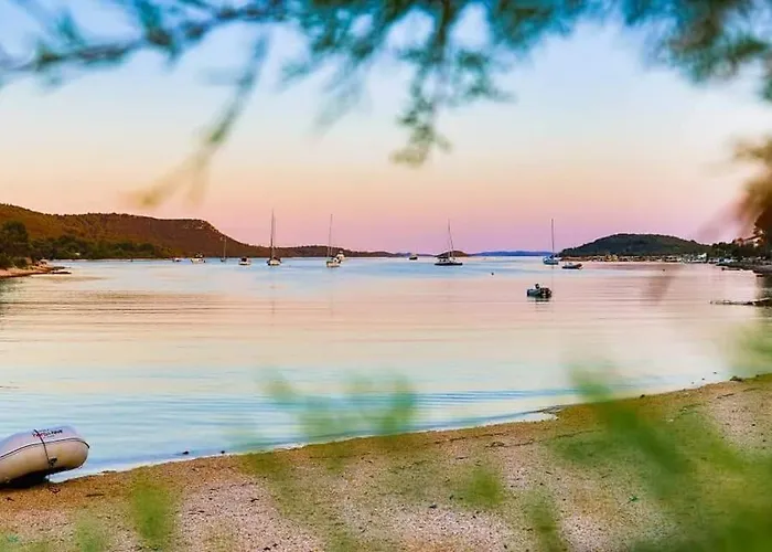 Apartament In With Sea View, Balcony, Air Conditioning, Wi-fi Kali