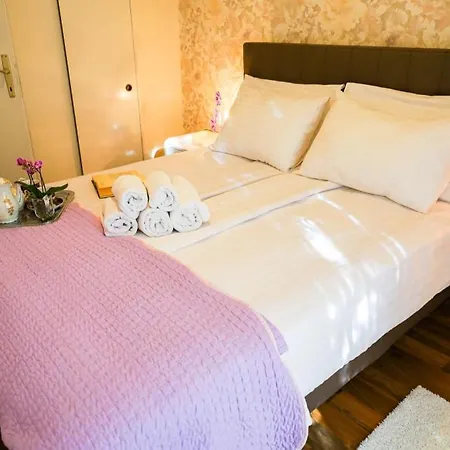 In With Sea View, Balcony, Air Conditioning, Wi-fi Kali